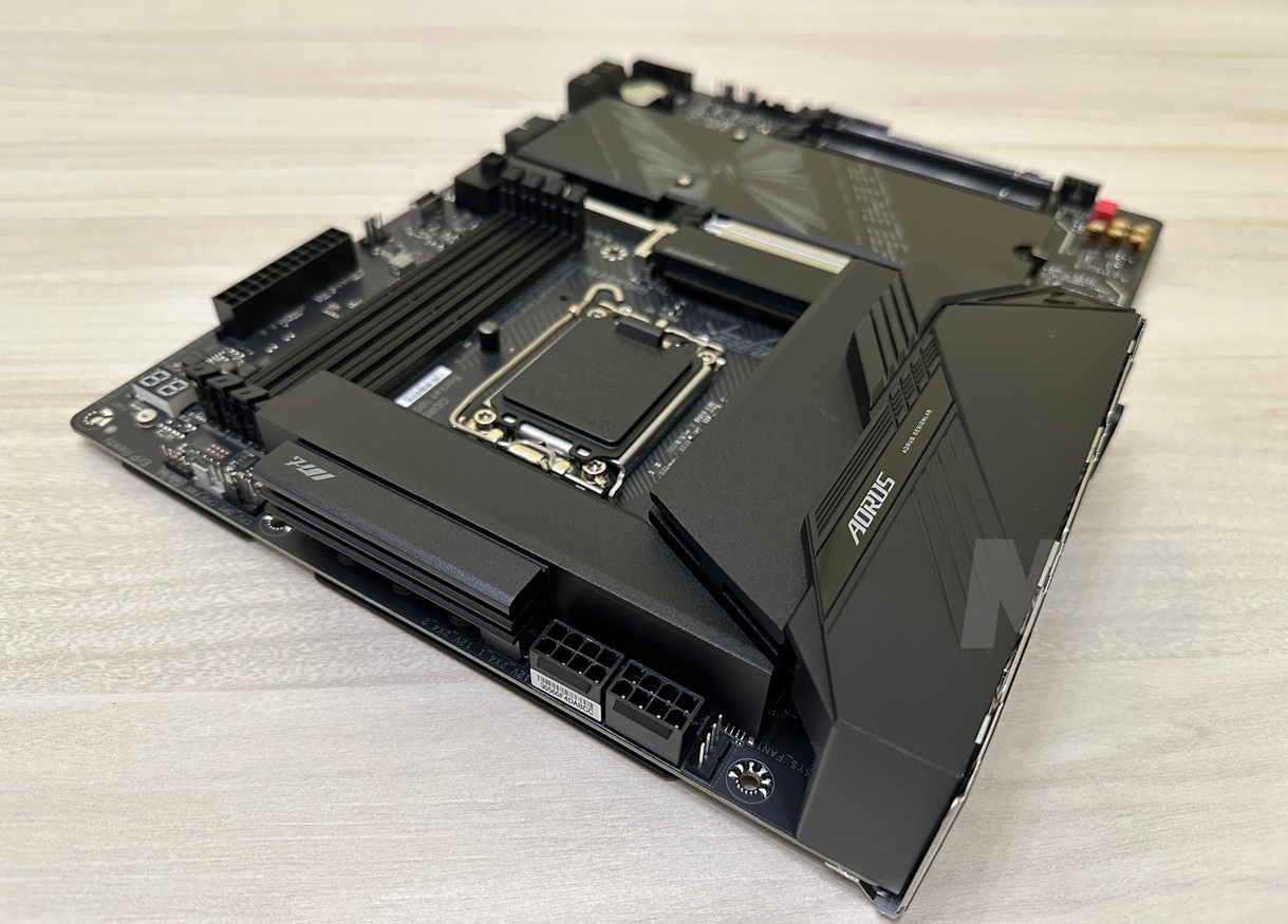 Z890 AORUS ELITE WIFI 7 PLUS