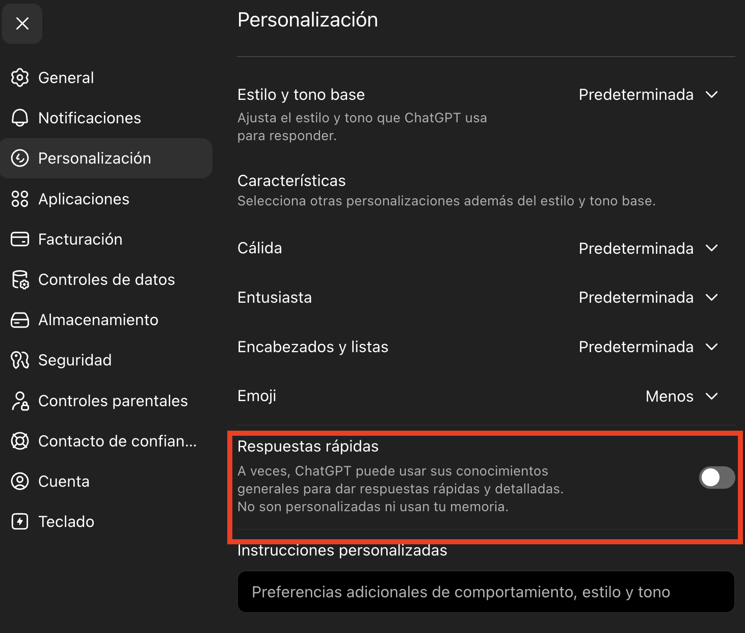 El menú Personalización en la interfaz ChatGPT resalta la opción Respuesta rápida con un cuadro naranja.