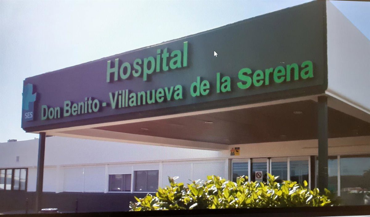 Un fallecido y cinco heridos en una colisión entre un turismo y una furgoneta cerca de Zurbarán (Badajoz)