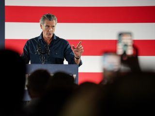 El gobernador de California, Gavin Newsom.