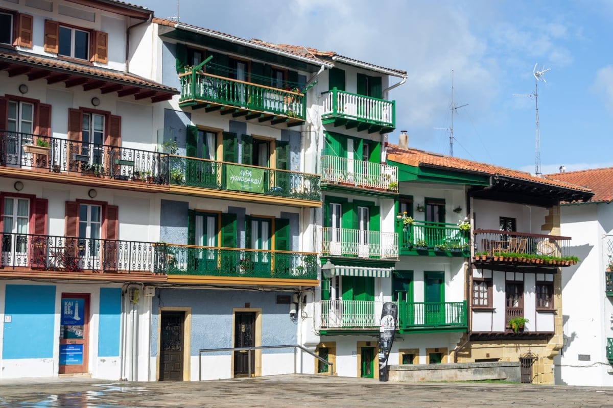 Hondarribia, la fortaleza vasca que hoy es un remanso de paz