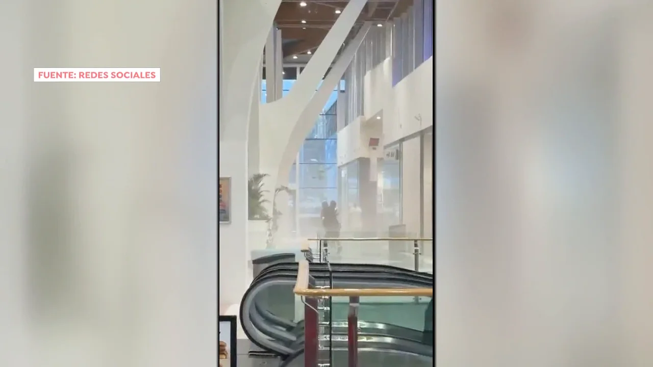 Un grupo de encapuchados asalta una joyería en un centro comercial de Gran Canaria
