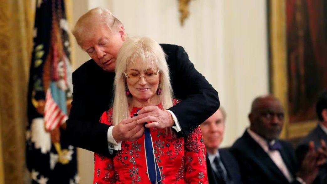 Trump honra a la 'megadonante' Miriam Adelson.