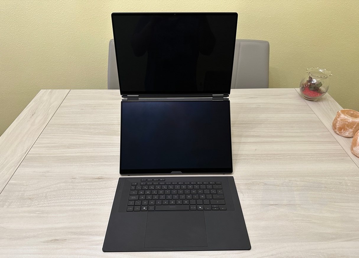 ASUS ROG Zephyrus Duo 2026