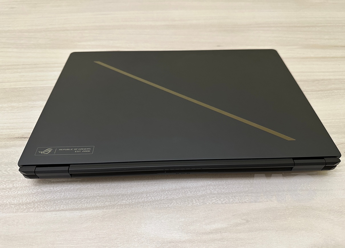 ASUS ROG Zephyrus Duo 2026